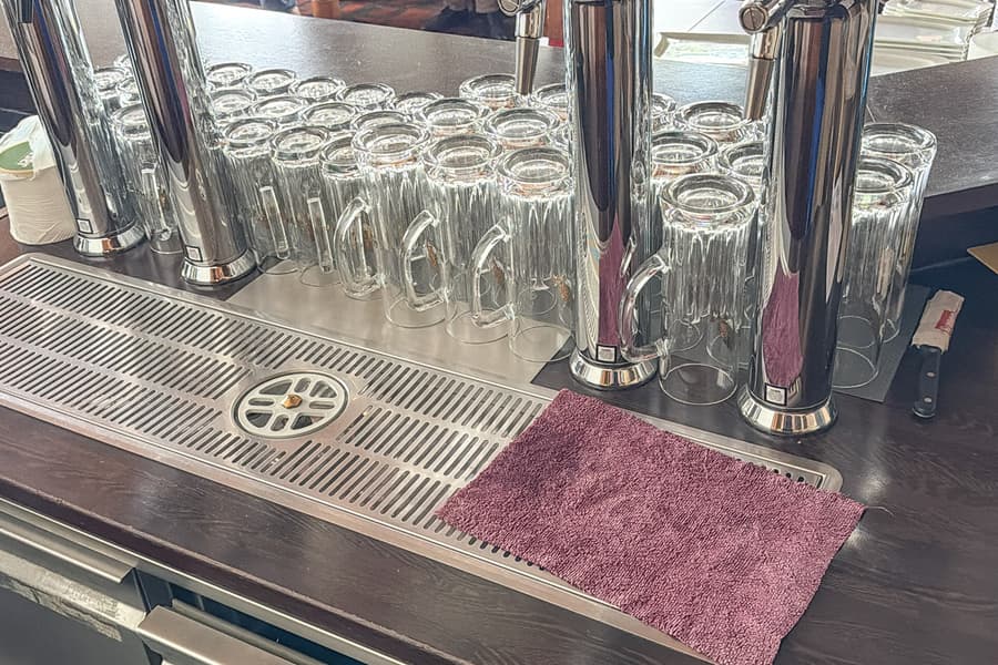 Posten Bierkrüge
